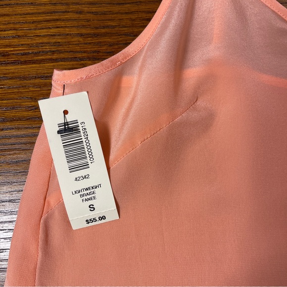 NWT | Aritzia | Wilfred Lightweight Tank Top - Picture 6 of 6